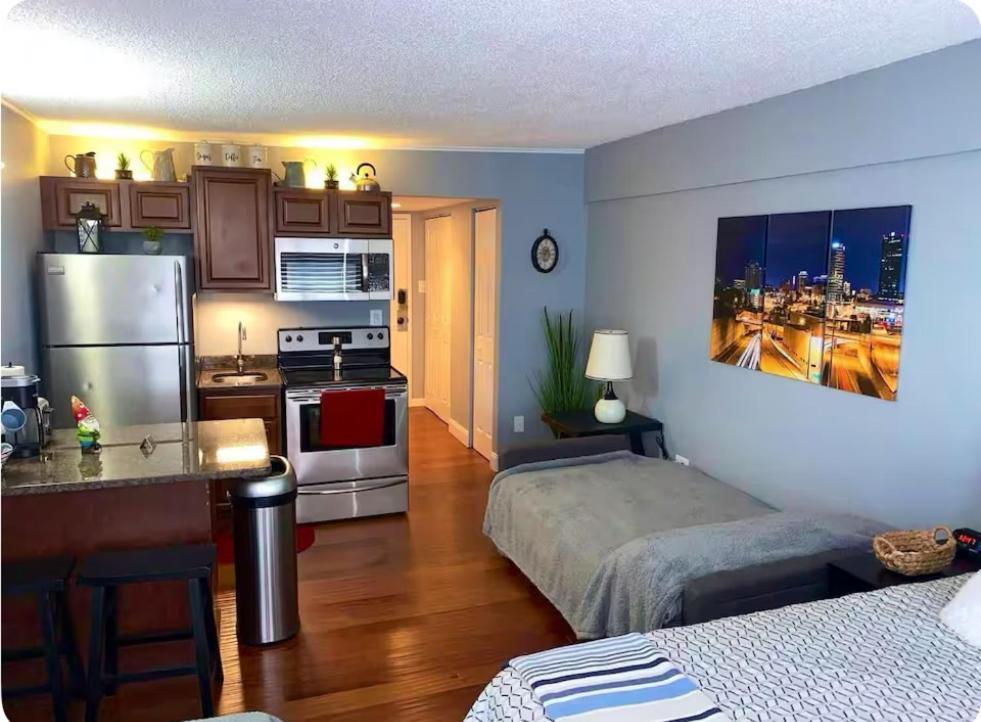 Condo Close To Stadium And Free Parking Knoxville Eksteriør bilde
